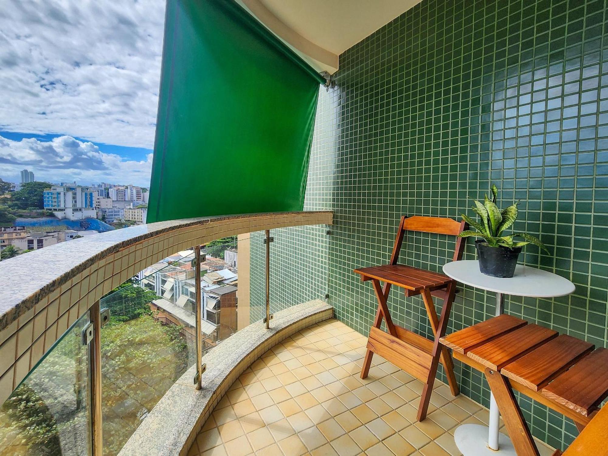 Predio A Beira-Mar, Na Melhor Localizacao Do Rio Vermelho. Salvador da Bahia Exterior foto