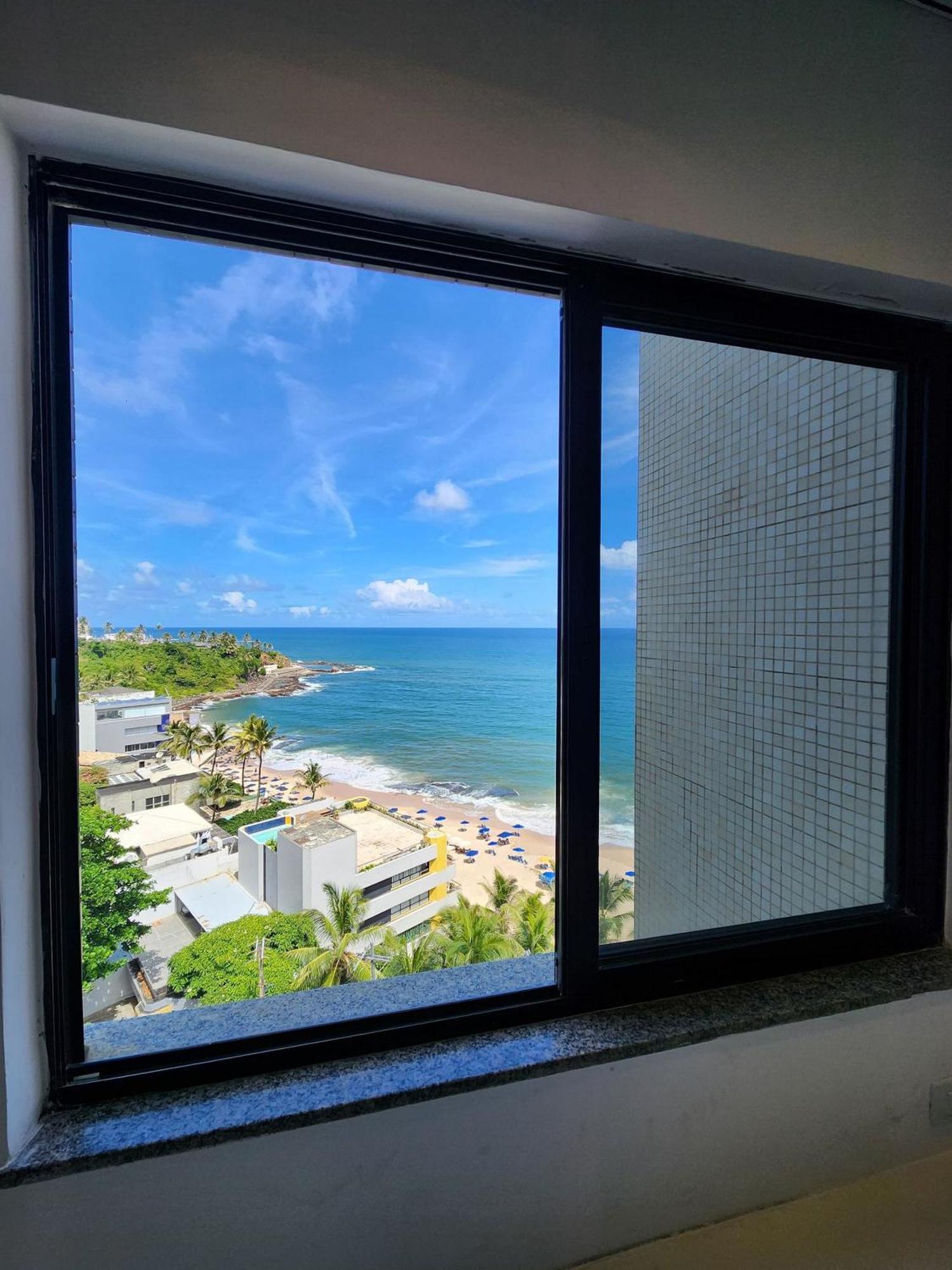 Predio A Beira-Mar, Na Melhor Localizacao Do Rio Vermelho. Salvador da Bahia Exterior foto